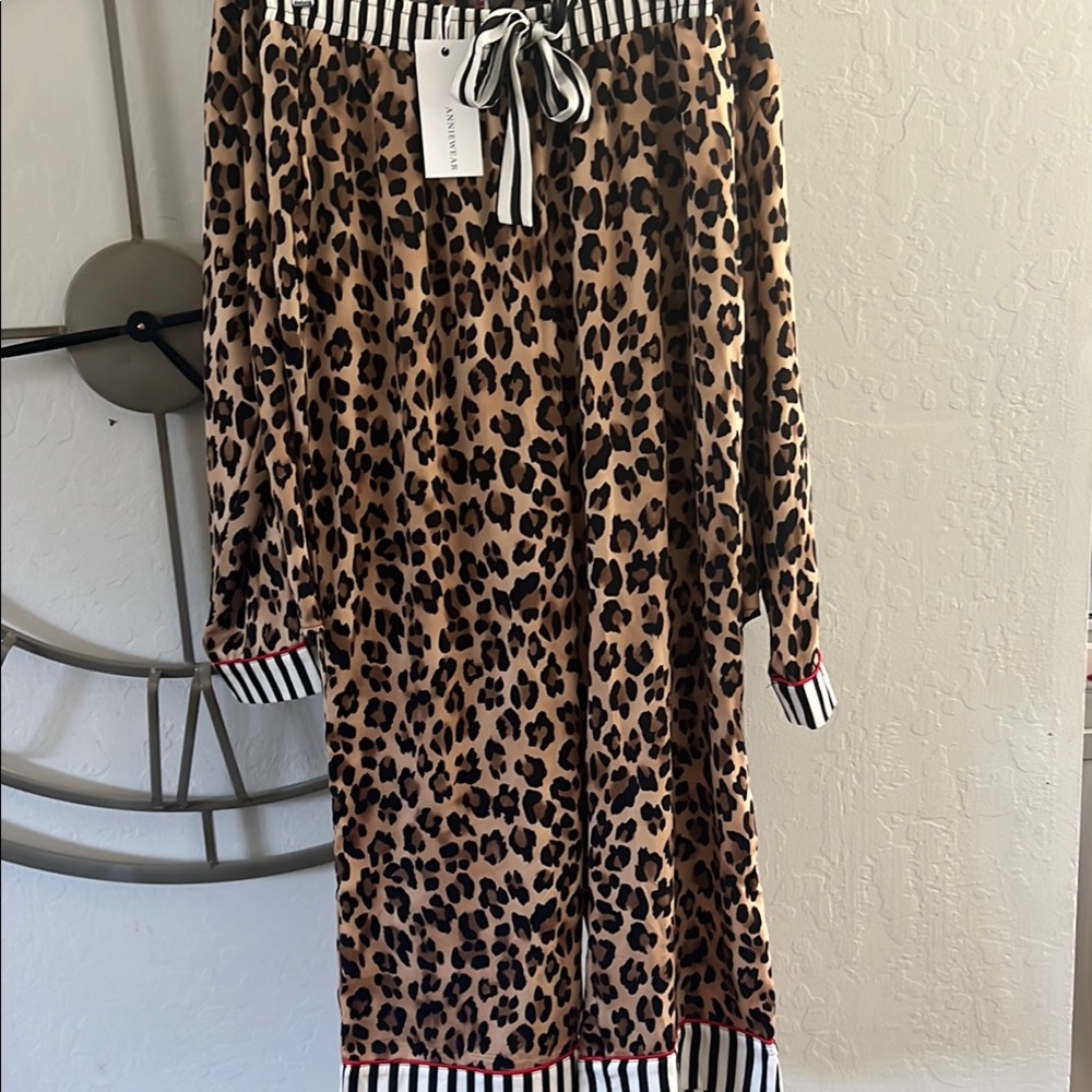 Brown and Black Leopard Print Pajama Set - Picture 8 of 14